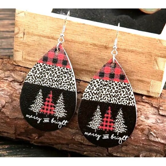 Merry And Bright Red Black‎ Christmas Earrings New - Picture 1 of 1